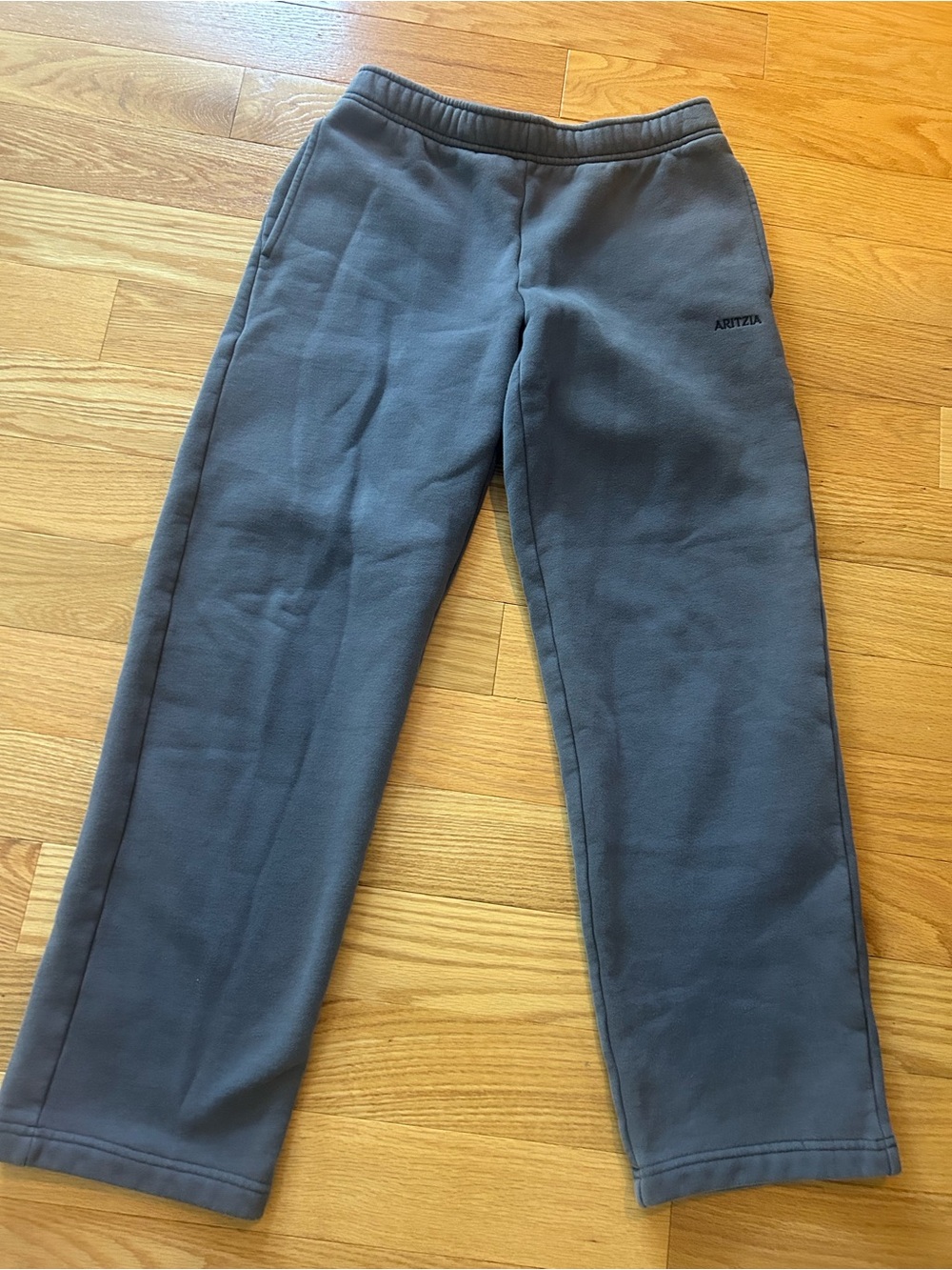 Aritzia Sweatfleece Megafit Grey Sweatpants